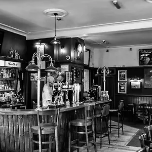 The Ship Locanda